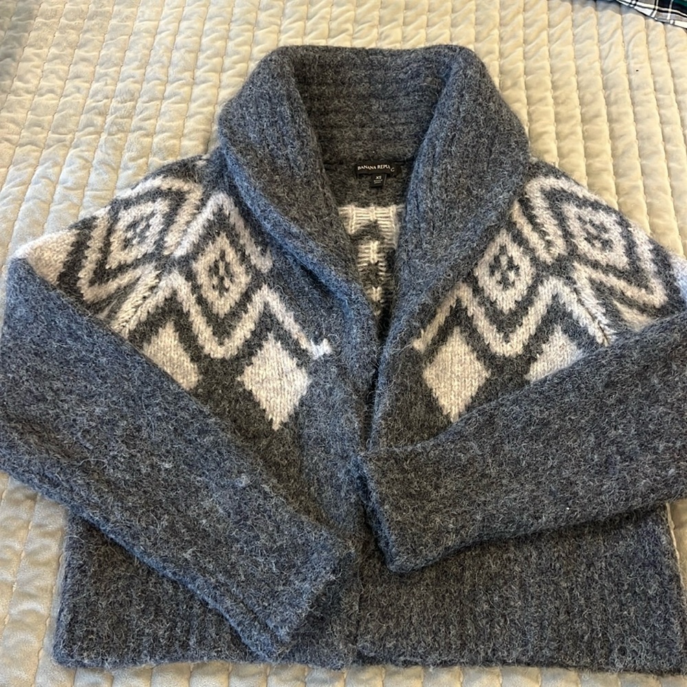 Cropped Banana Republic Fair Isle sweater